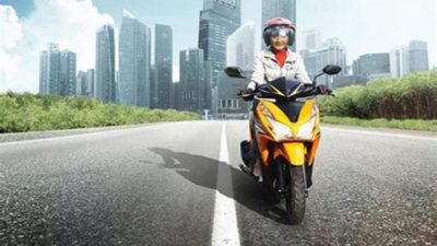 Cara Mengendarai Motor Matic Di Jalan Raya
