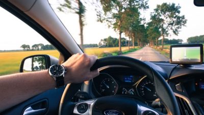 Mengemudi Mobil Hybrid dengan Aman dan Nyaman