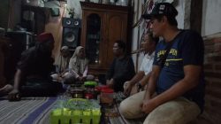 Pimpinan Redaksi PT Siti Jenar Group dan Tokoh Besuki Serahkan Santunan untuk Keluarga Korban Meninggal Akibat Runtuhnya Atap Ponpes