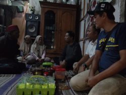 Pimpinan Redaksi PT Siti Jenar Group dan Tokoh Besuki Serahkan Santunan untuk Keluarga Korban Meninggal Akibat Runtuhnya Atap Ponpes